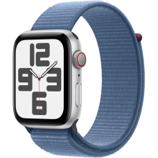 Apple Watch SE 2023, 44 мм, корпус из алюминия серебристого цвета, спортивный браслет цвета ледяной синий